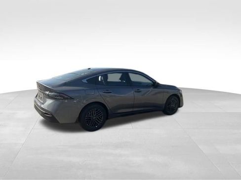 New 2026 Nissan Sentra SV w/ SV Convenience Package FWD image 5