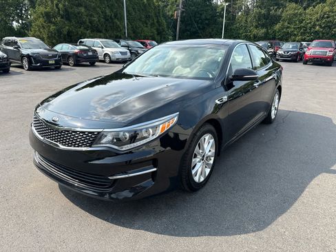 Used 2016 Kia Optima EX w/ Option Group 040 FWD image 7