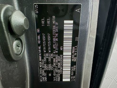 Used 2025 Toyota Sienna XLE image 32