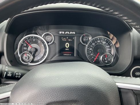 Used 2021 RAM 1500 Lone Star AWD/4WD image 8