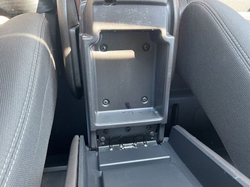 Used 2017 Chevrolet Traverse LT image 22