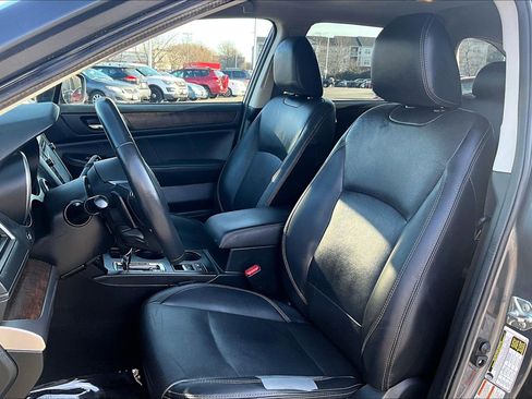 Used 2018 Subaru Outback 2.5i Limited image 23