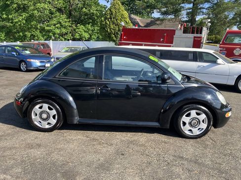 Used 1998 Volkswagen Beetle Coupe FWD image 6