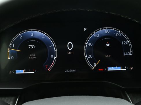 Used 2024 Jeep Grand Cherokee L Laredo w/ Luxury Tech Group I AWD/4WD image 18