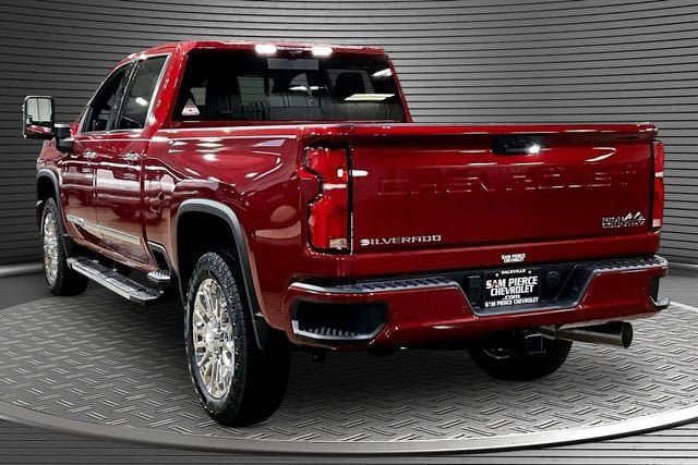 New 2026 Chevrolet Silverado 2500 High Country w/ High Country Premium Package AWD/4WD image 3