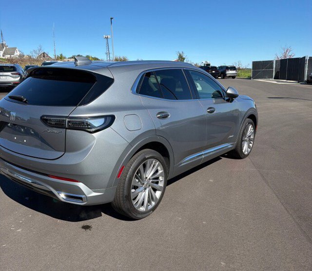 Used 2024 Buick Envision Avenir AWD/4WD image 8
