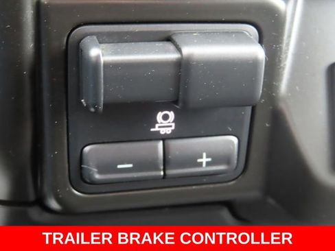Used 2021 Chevrolet Silverado 1500 Custom w/ Custom Max Trailering Package AWD/4WD image 32