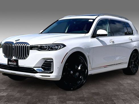 Used 2020 BMW X7 xDrive40i w/ Premium Package AWD/4WD image 2