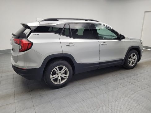 Used 2020 GMC Terrain SLE w/ Driver Convenience Package FWD image 10