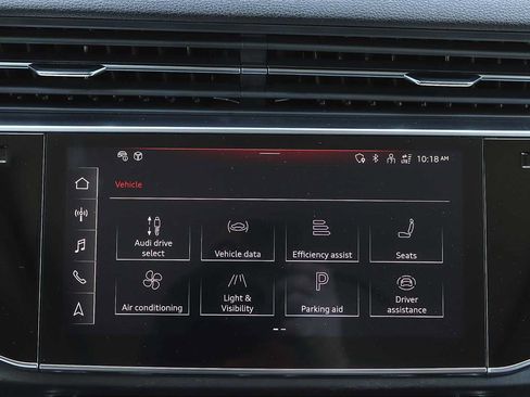 Used 2023 Audi Q7 3.0T Prestige w/ Prestige Package AWD/4WD image 18