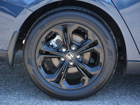 Used 2025 Honda Accord SE image 31
