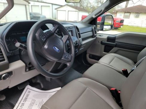 Used 2020 Ford F350 XL w/ Power Equipment Group image 8