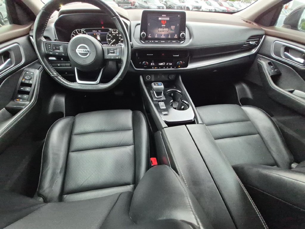 Used 2021 Nissan Rogue SV w/ Premium Package FWD image 24