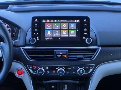Certified 2019 Honda Accord Touring image 9