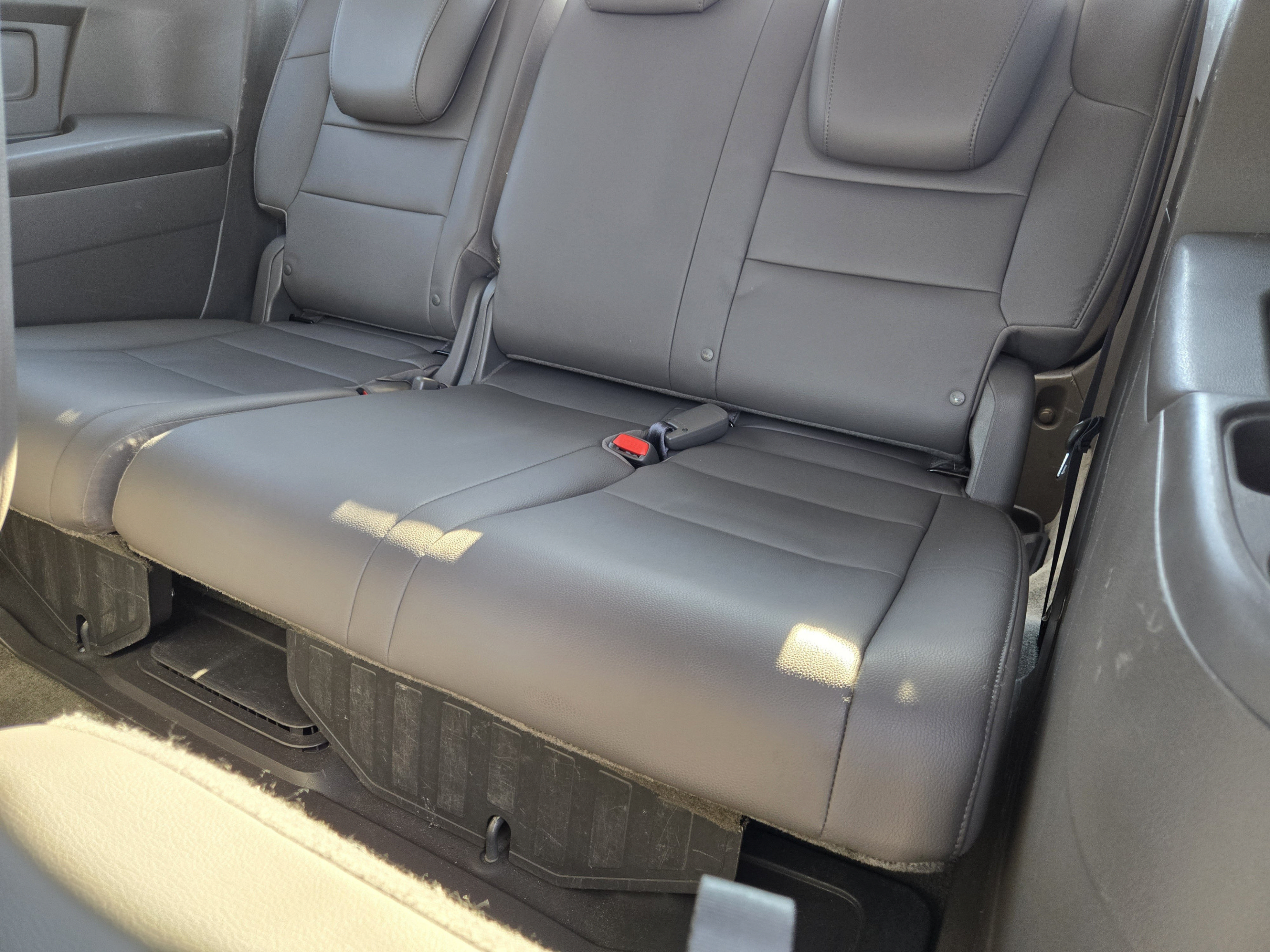 Used 2017 Honda Odyssey EX-L image 27