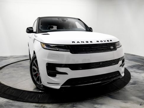 Used 2025 Land Rover Range Rover Sport Dynamic SE image 20