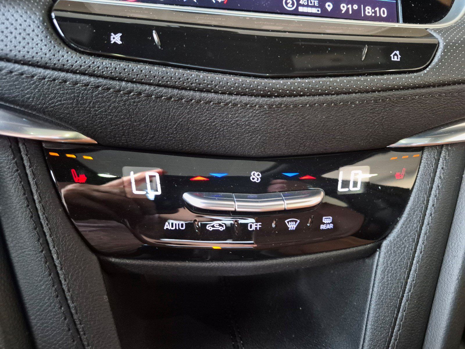 Certified 2023 Cadillac XT5 Premium Luxury w/ Technology Package AWD/4WD image 24