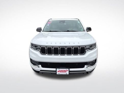 Used 2024 Jeep Wagoneer Series III image 9