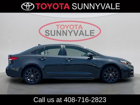 Used 2024 Toyota Corolla SE w/ Convenience Package FWD image 10