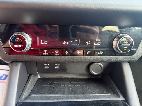 Used 2025 Mitsubishi Outlander ES FWD image 18