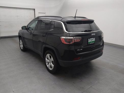 Used 2019 Jeep Compass Latitude w/ Popular Equipment Group AWD/4WD image 5