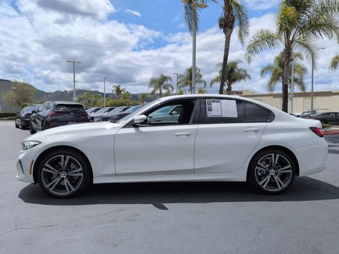 Used 2023 BMW 330i Sedan w/ Convenience Package RWD image 7