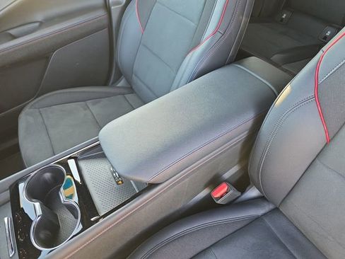 Certified 2025 Chevrolet Blazer EV RS AWD/4WD image 24