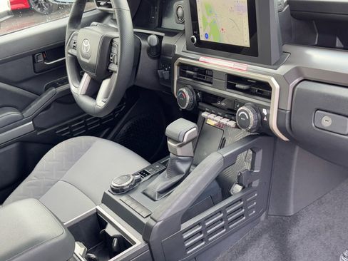 Certified 2025 Toyota Tacoma SR5 image 12