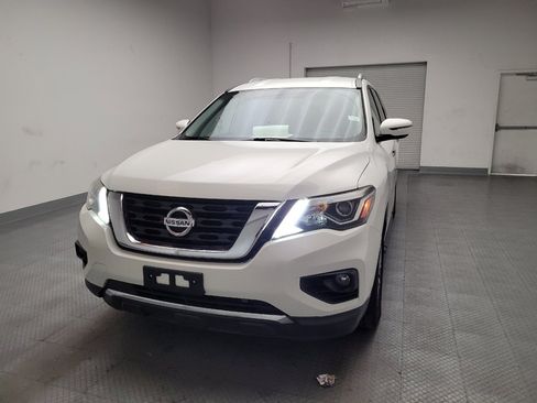Used 2020 Nissan Pathfinder SV FWD image 15