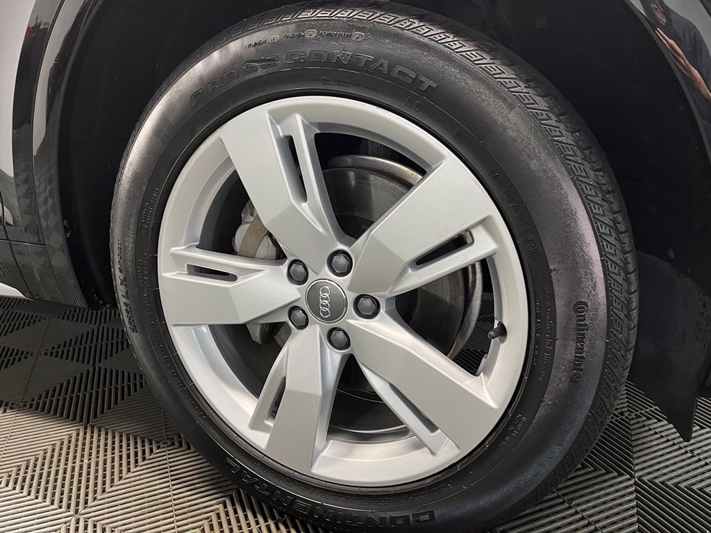 Used 2019 Audi Q5 2.0T Premium Plus w/ Premium Plus Package AWD/4WD image 3