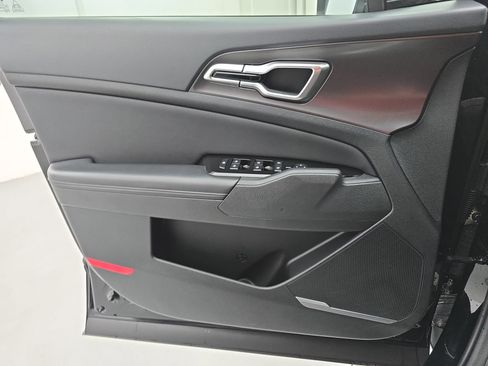 Used 2024 Kia Sportage EX image 26