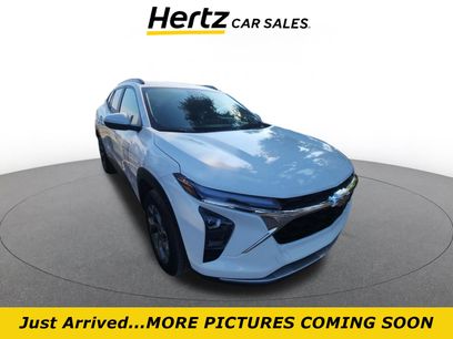 Used 2025 Chevrolet Trax LT