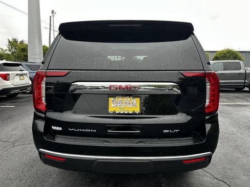Used 2023 GMC Yukon SLT w/ SLT Premium Package AWD/4WD image 6