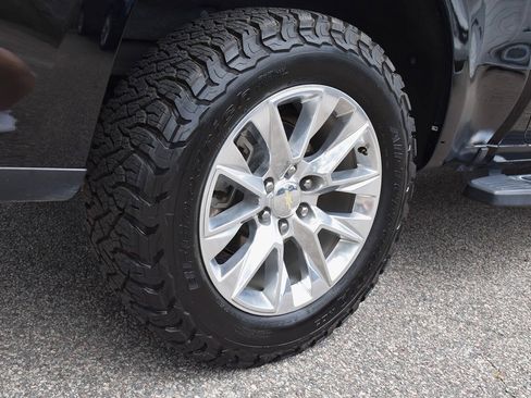 Used 2019 Chevrolet Silverado 1500 LTZ w/ LTZ Convenience Package RWD image 19