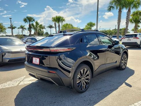 New 2026 Toyota C-HR AWD/4WD image 4