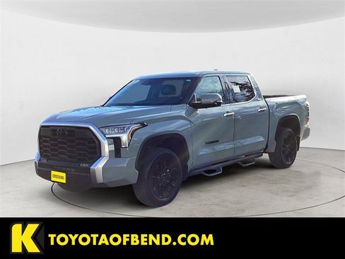 Used 2023 Toyota Tundra Limited image 1