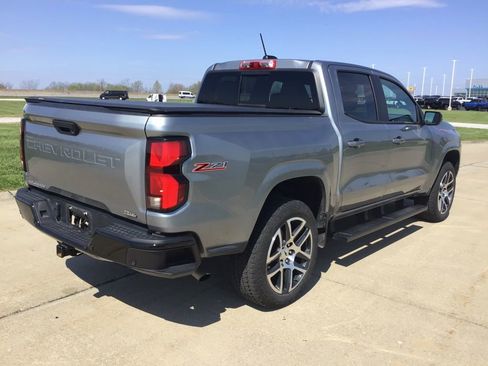 Used 2024 Chevrolet Colorado Z71 w/ Z71 Convenience Package 2 image 6