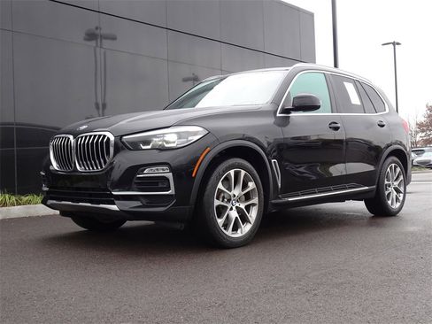 Used 2020 BMW X5 xDrive40i w/ Premium Package image 27
