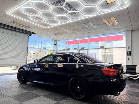 Used 2012 BMW 328i Convertible RWD image 11