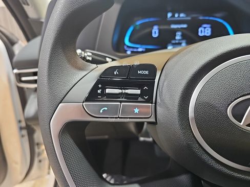 New 2026 Hyundai Elantra SE FWD image 18