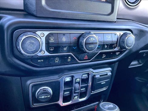 Used 2020 Jeep Wrangler Unlimited Sport S image 26