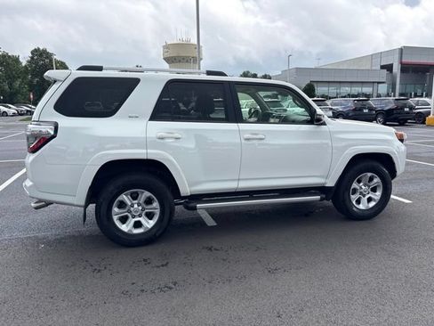Used 2023 Toyota 4Runner SR5 Premium w/ Moonroof Package AWD/4WD image 8