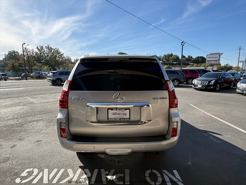 Used 2010 Lexus GX 460 w/ Convenience Pkg AWD/4WD image 6