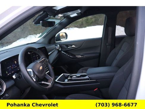 Certified 2025 Chevrolet Equinox LT w/ Safety and Technology Package image 23