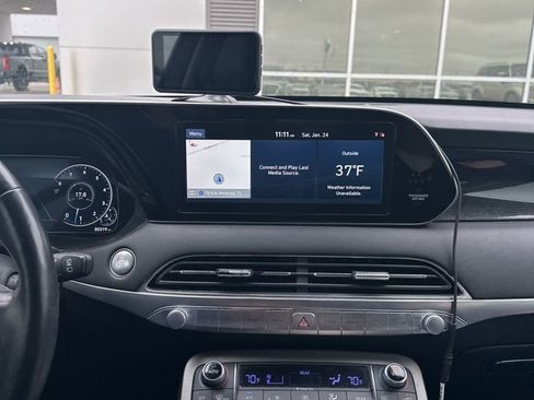 Used 2021 Hyundai Palisade Limited image 2