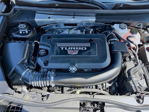 Used 2024 Cadillac XT4 Sport image 30