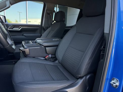 Used 2025 Chevrolet Silverado 1500 LT RWD image 25