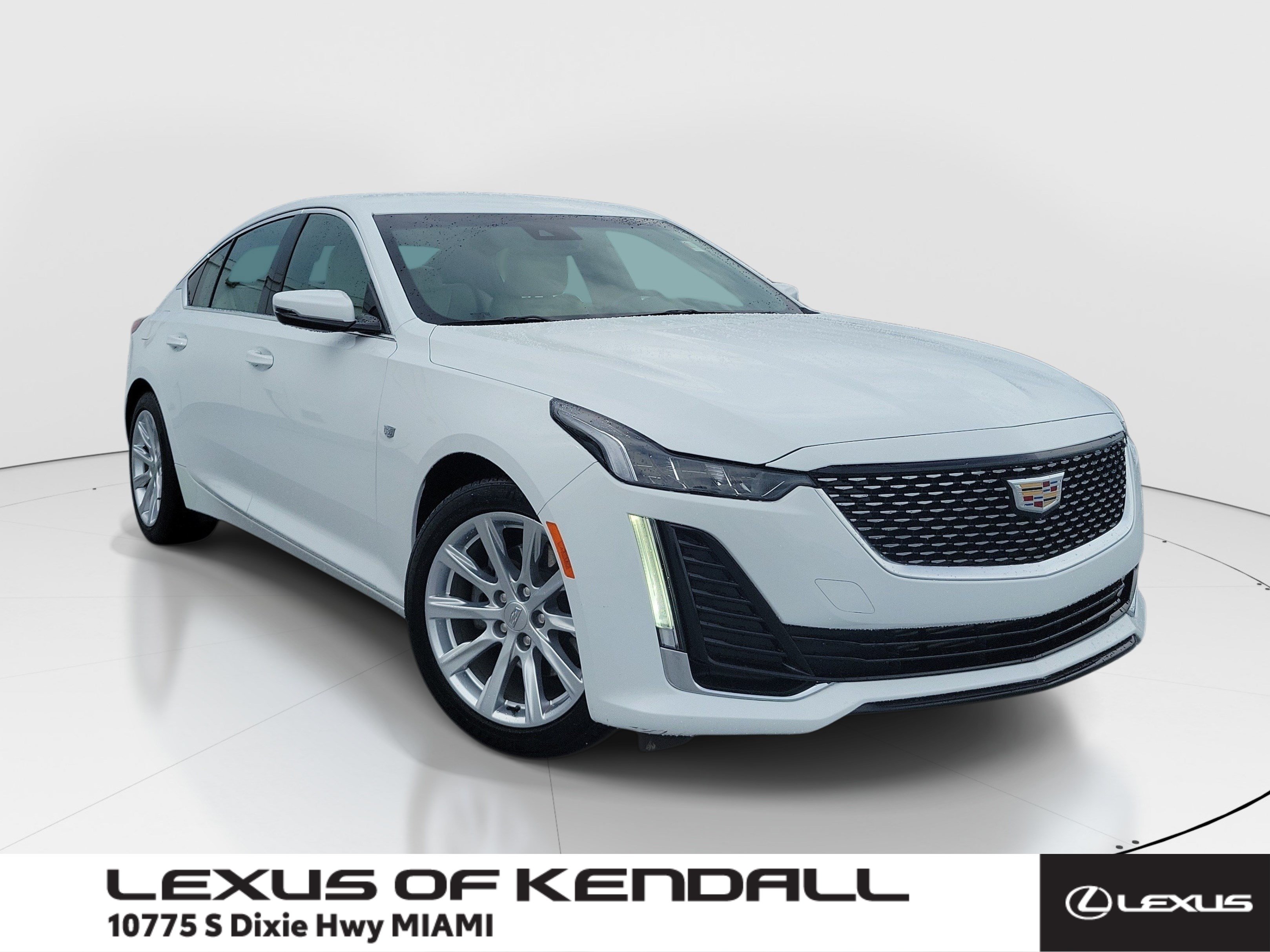 Used 2023 Cadillac CT5 Luxury RWD image 1