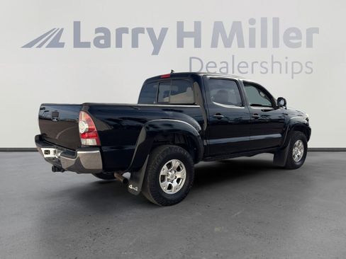 Used 2015 Toyota Tacoma 4x4 Double Cab image 5