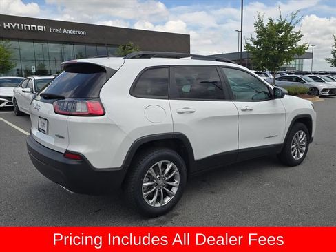 Used 2022 Jeep Cherokee Latitude Lux AWD/4WD image 3